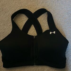 Front zip Under Armour sports bra